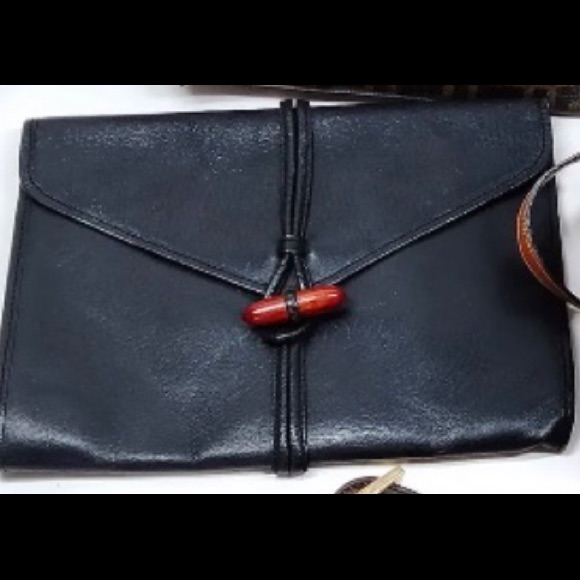 Yves Saint Lauren Envelope Leather Leather Clutch Bag